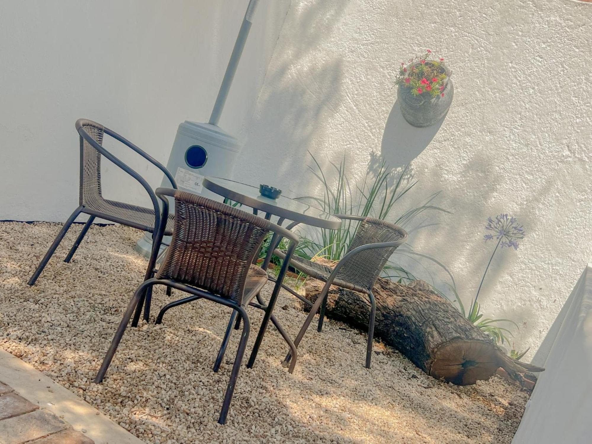 Amoris Guesthouse - In Brooklyn Pretoria Bagian luar foto
