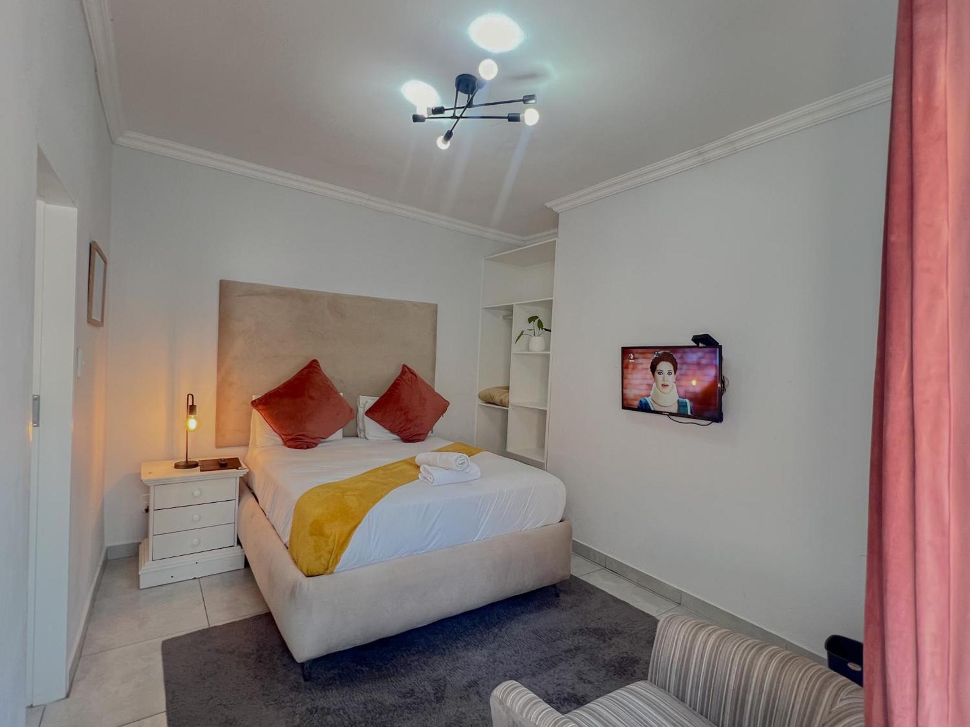 Amoris Guesthouse - In Brooklyn Pretoria Bagian luar foto